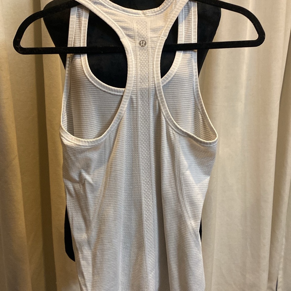 Lululemon swiftly size 6